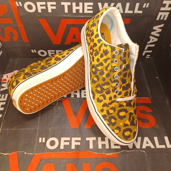 Vans Comfycush Old Skool Leopard Golden Brown/Golden Glow VN0A5DYC9KK - Picture 5 of 13